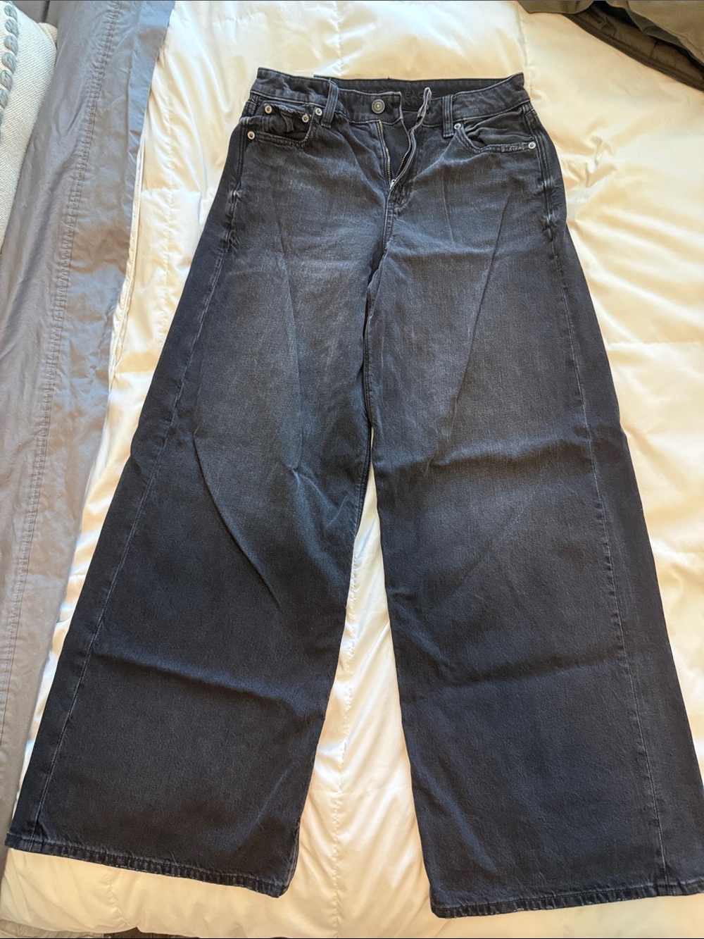 American Eagle wide leg baggy black jeans